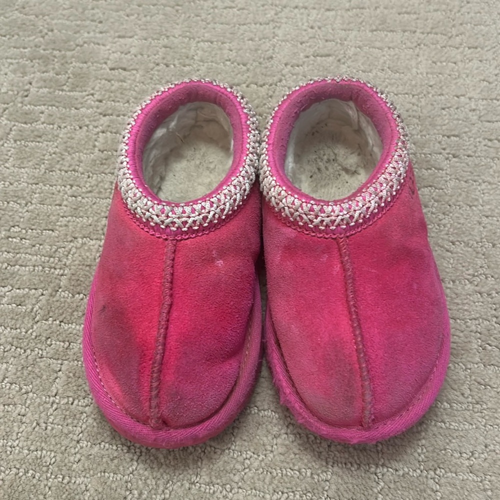 UGG Kids Tasman II Waterproof Slipper size 8